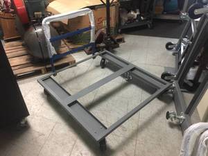 lot 19 image: Rolling Shop - Pallet Cart