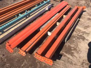 lot 4 image: 7 Pallet Racking Shelf Rails