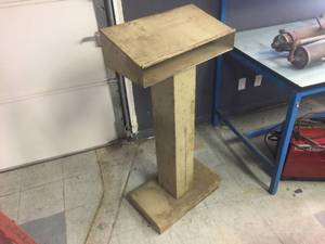 lot 24 image: Metal Podium