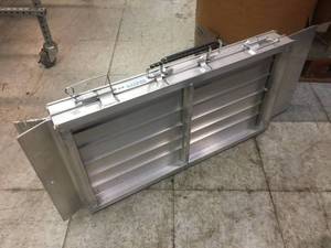 lot 29 image: EZ-ACCESS Suitcase Ramp