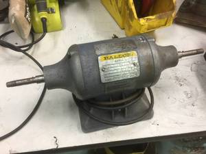 lot 53 image: Baldor Electric Buffer