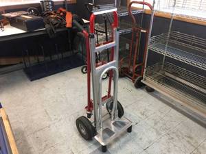 lot 118 image: Milwaukee 4-in-1 Hand Truck2 Wheel Dolly