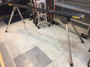 lot 122 image: Dewalt DW730 Heavy Duty Miter Saw Workstation