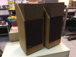 lot 169 image: Vintage Pair Bose 601 Series 3 Speakers