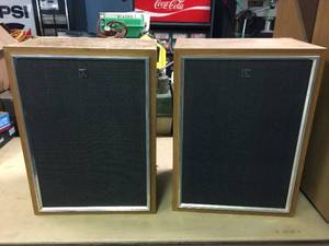 lot 172 image: Vintage Pioneer CS-53 Speakers