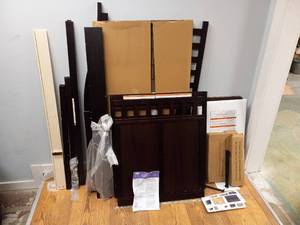 GRACO SALANO CRIB AND CHANGER