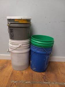 5 BUCKETS