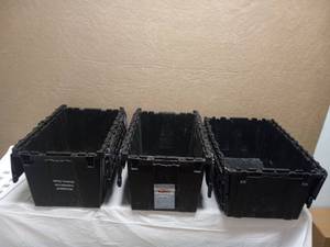 3 ATTACHED LID SHIPPING CONTAINERS BLACK