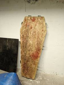 lot 69 image: Coffin Lid Prop