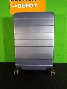 lot 37 image: Brand New Hardside Large Checked Spinner Suitcase - Made By Design ((MSRP $129.99))