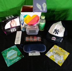 lot 85 image: Brand New Ladies Assortment of Brand New Items