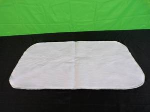 lot 97 image: Brand New Bathroom Rug
