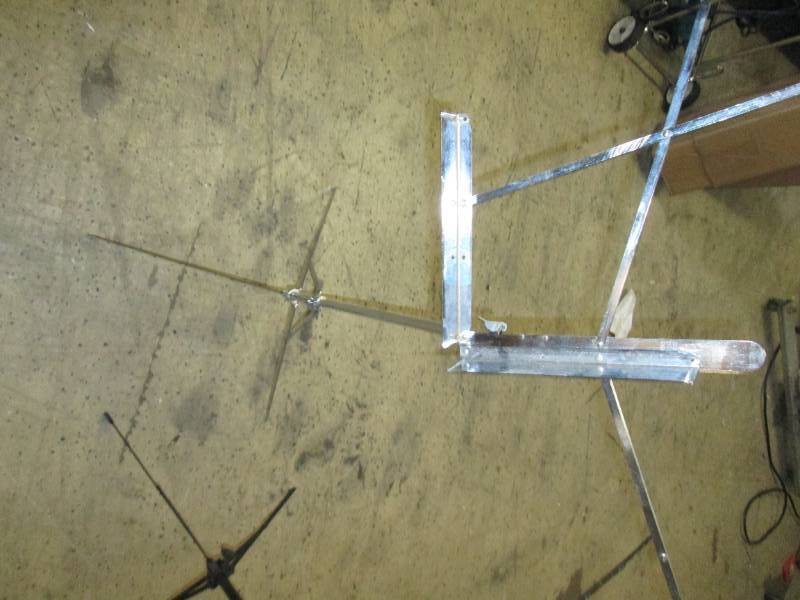 2 music stands ...