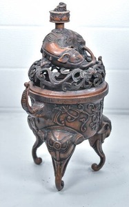 lot 32 image: Vintage Bronze Elephant Censer