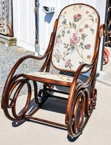 lot 120 image: Vintage Wood Rocking Chair with Floral Upholstery