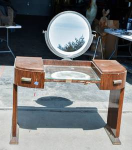 lot 73 image: Mid-Century Modern Wood Vanity