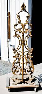 lot 125 image: Vintage Gilt Metal Hall Tree