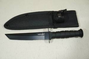 lot 50 image: Survivor Tanto Blade Knife
