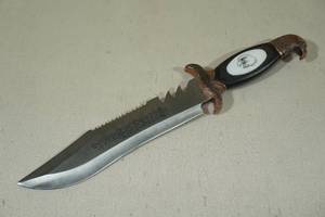 lot 56 image: Eagle Handle Hunting Knife