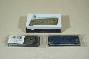 lot 73 image: 3 Guuun Custom G10 Grips for 1911 Style Pistols