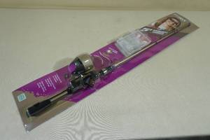 lot 89 image: Trait Womens 5 Spincast Combo Fishing Pole