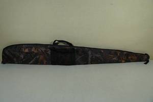 lot 144 image: Camo Soft Long Gun Case