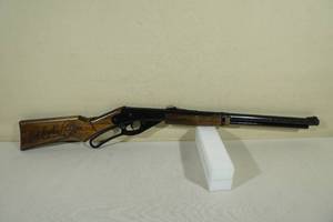 lot 41 image: Daisy Red Ryder Model 1938B Saddle Ring BB Gun