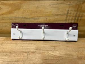 lot 90 image: HOME DECORATORS COLLECTION 18 in. L White Hook Rail