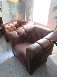 lot 103 image: CLUB CHAIRS BY BALLARD DESIGNS