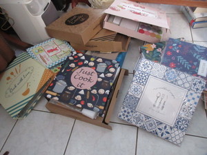 lot 801 image: BUILD YOUR OWN COOKBOOK KITS - MOST ARE BRAND NEW WITH ACCESSORIES