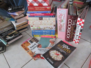 lot 808 image: NICE COLLECTION OF CLASSIC COOKBOOKS AND MORE