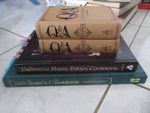 lot 814 image: HARRY POTTER COOKBOOKS AND 5 YEAR JOURNALS