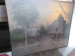 lot 923 image: EUROPEAN STREET SCENE BY LEE REYNOLDS