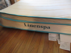 lot 307 image: BRAND NEW MATTRESS  AND  ADJUSTABLE FRAME IN TWIN XL