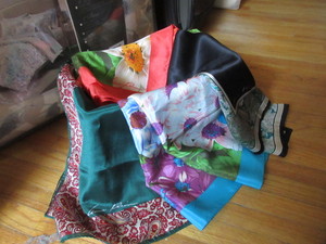 lot 510 image: ANNE KLEIN SILK SCARVES