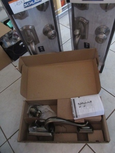 lot 200 image: BRAND NEW SCHLAGE ENTRANCE DOOR HANDLE SETS