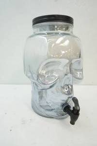 Skull water dispenser