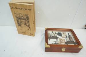 Wine lovers shadow box
