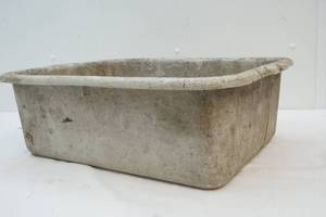Rubbermaid drain pan