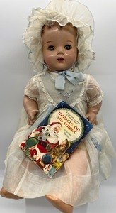 lot 29 image: Vintage Baby Beautiful Doll in Blue with Miracle on 34th Street Book