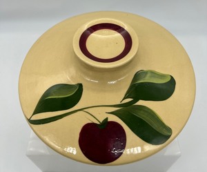 lot 55 image: Vintage Watts Ware Apple Covered Bakers Bowl #96