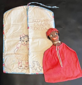 lot 73 image: Vintage Black Americana Embroidered Laundry Bag & Clothes Pins Bag
