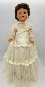 lot 94 image: Vintage Eegee Bride Doll