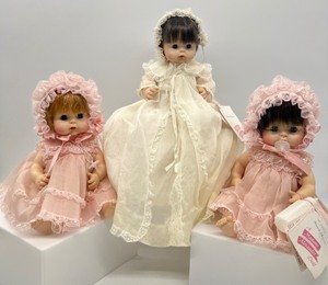 lot 238 image: Trio of Vintage Madame Alexander Sweet Tears Dolls