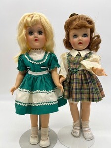 lot 249 image: Pair Vintage Ideal Toni Dolls P-90 - Green Dresses