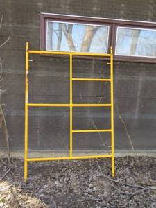 lot 37 image: Single lot of Scaffolding 49 wide X 6 Tall