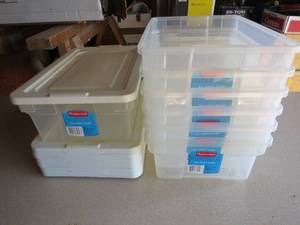 lot 73 image: 7 Piece Lot of Rubbermaid Storage Box - 12Qt
