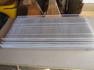lot 82 image: 4 Piece lot of Wire Closet Shelving 20 x 43