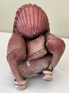 lot 19 image: Artisan Pottery by Susan Warner