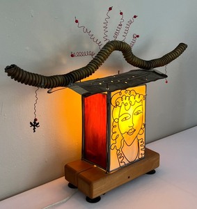 lot 10 image: Artisan Created Folk Art Lamp